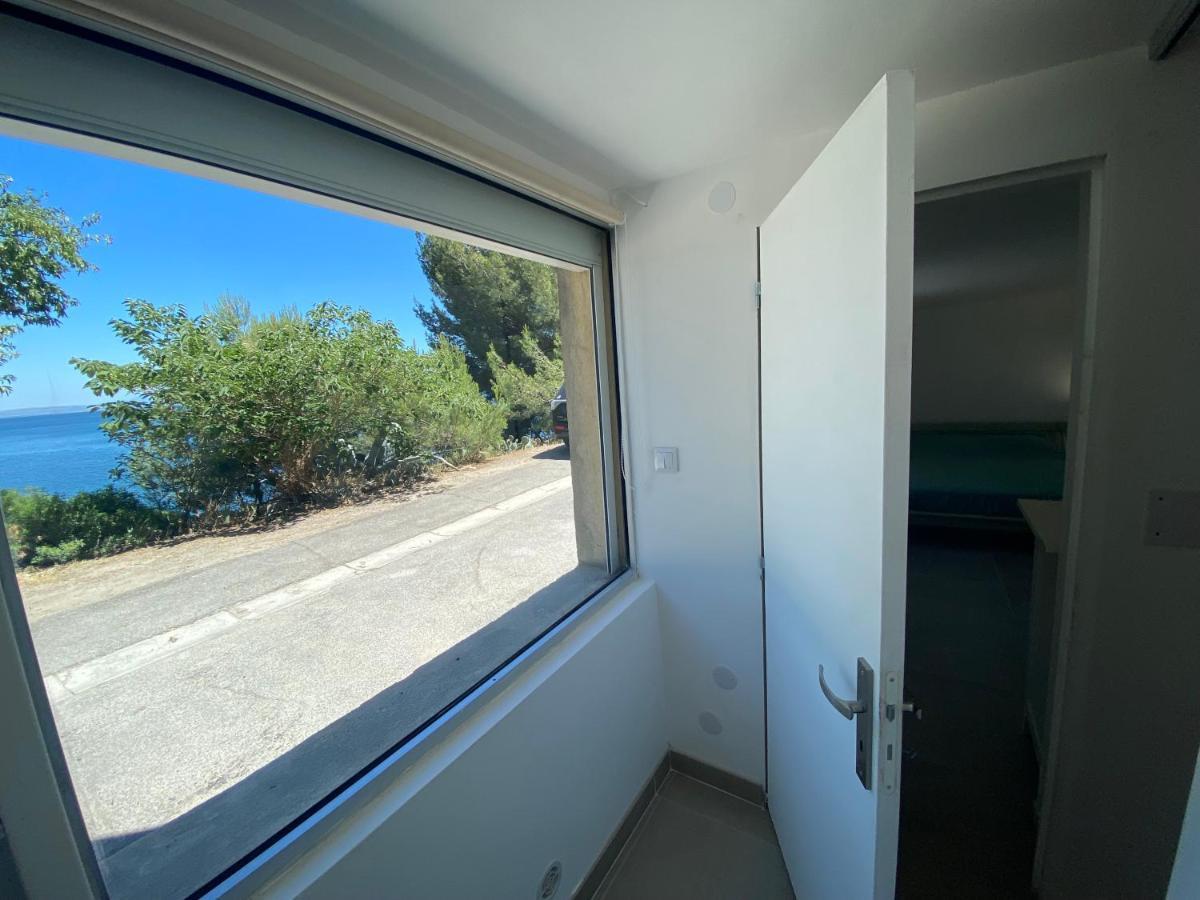 T3 Les Pieds Dans L'Eau Apartment Istres Exterior foto