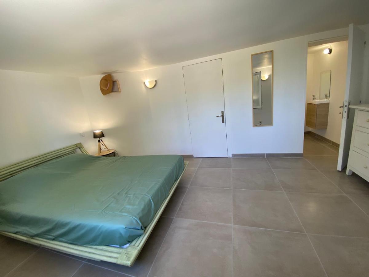 T3 Les Pieds Dans L'Eau Apartment Istres Exterior foto